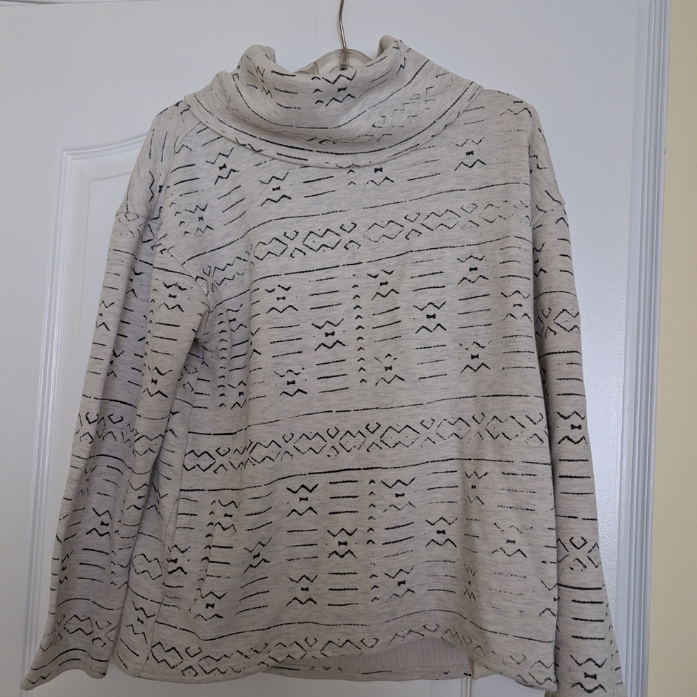 Burton Ellmore Size Medium Patterned Cowl Neck Sweater